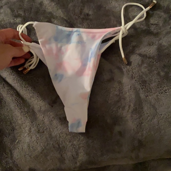 Tie dye thong bikini never worn - Picture 4 of 5